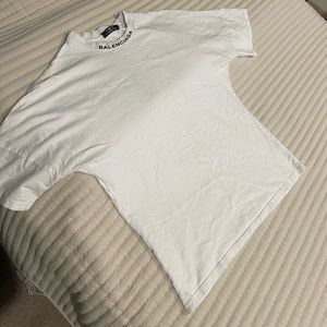 White balenciaga tshirt